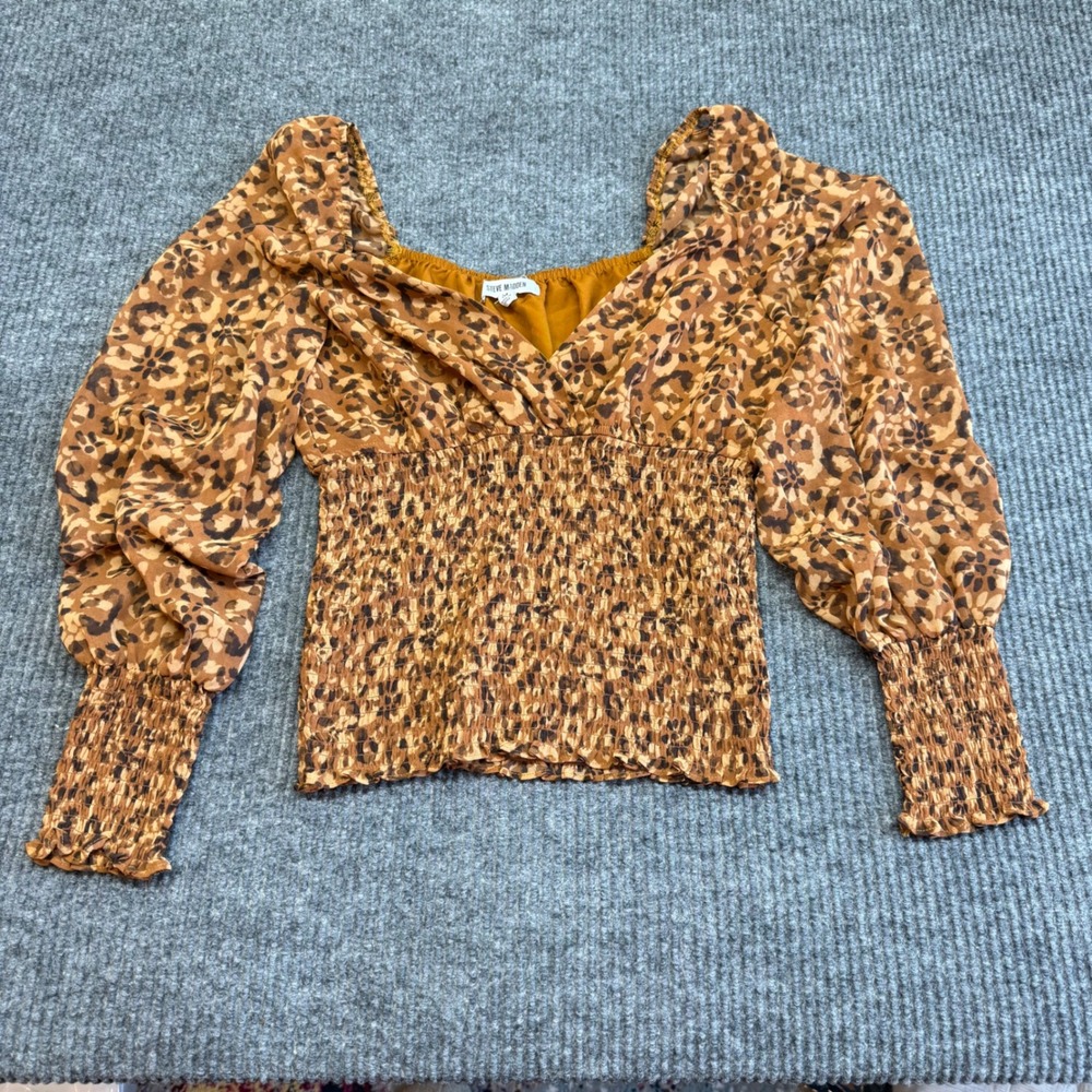 Steve Madden Shannon Leopard Print‎ Smocked Blouse Medium Puff Sweetheart Neck